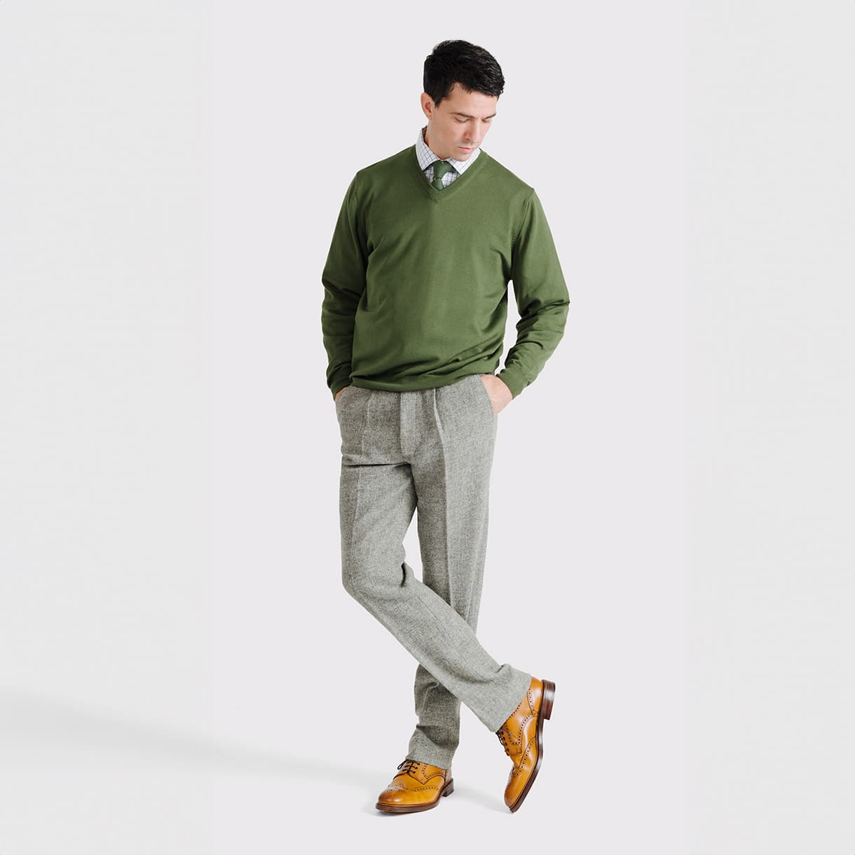 MK27-Mens-Leaf-V-Neck-2.jpg