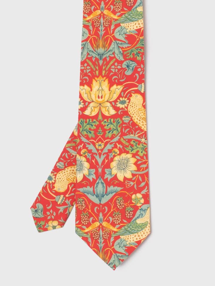 William Morris Red Strawberry Thief Tie