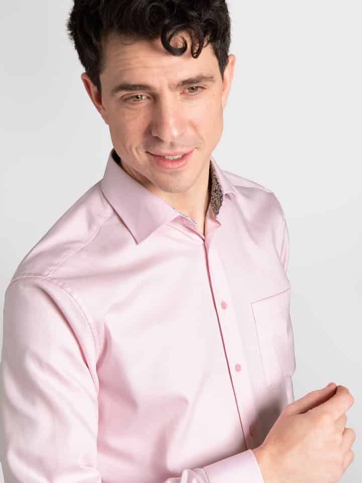 Seidensticker Pink Shirt model 01